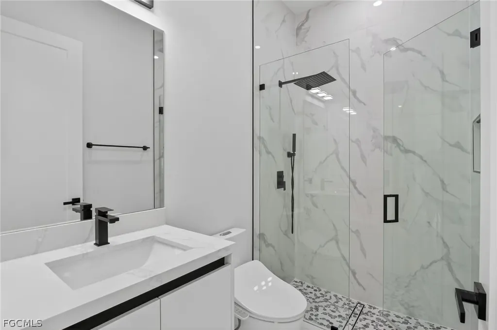 1617 NE 12th Street Cape Coral FL 33909