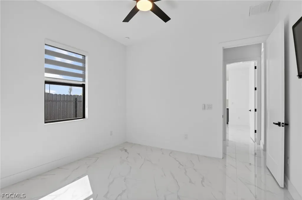 1617 NE 12th Street Cape Coral FL 33909