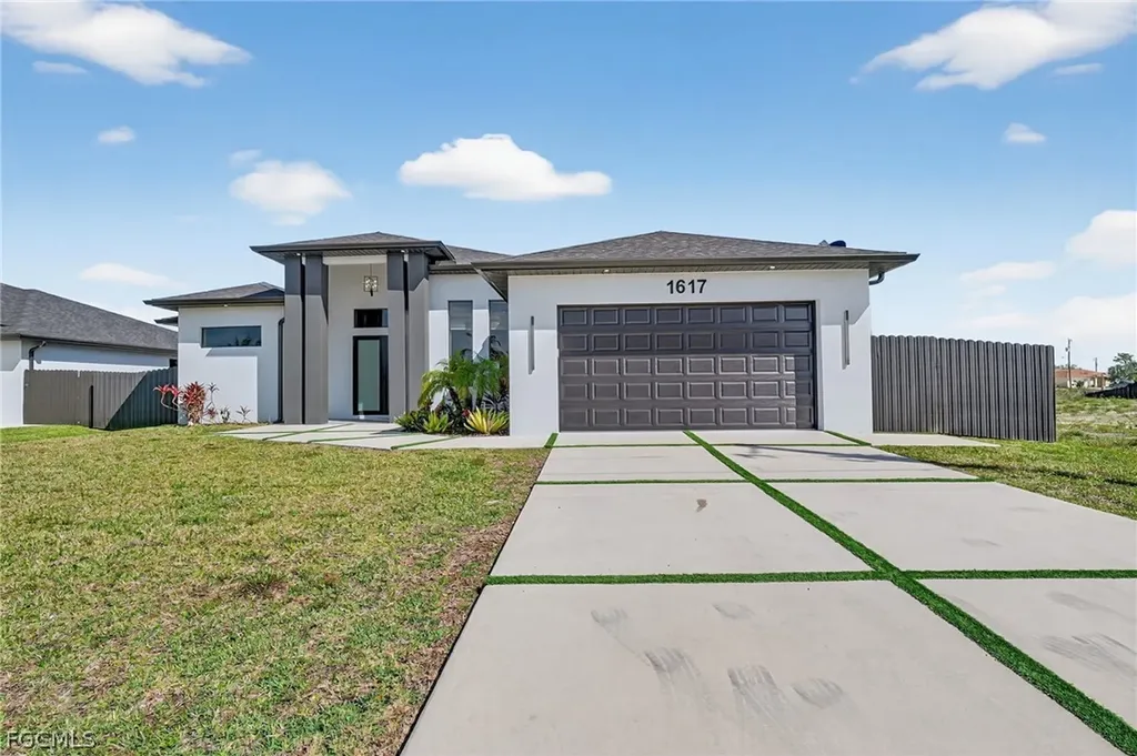 1617 NE 12th Street Cape Coral FL 33909