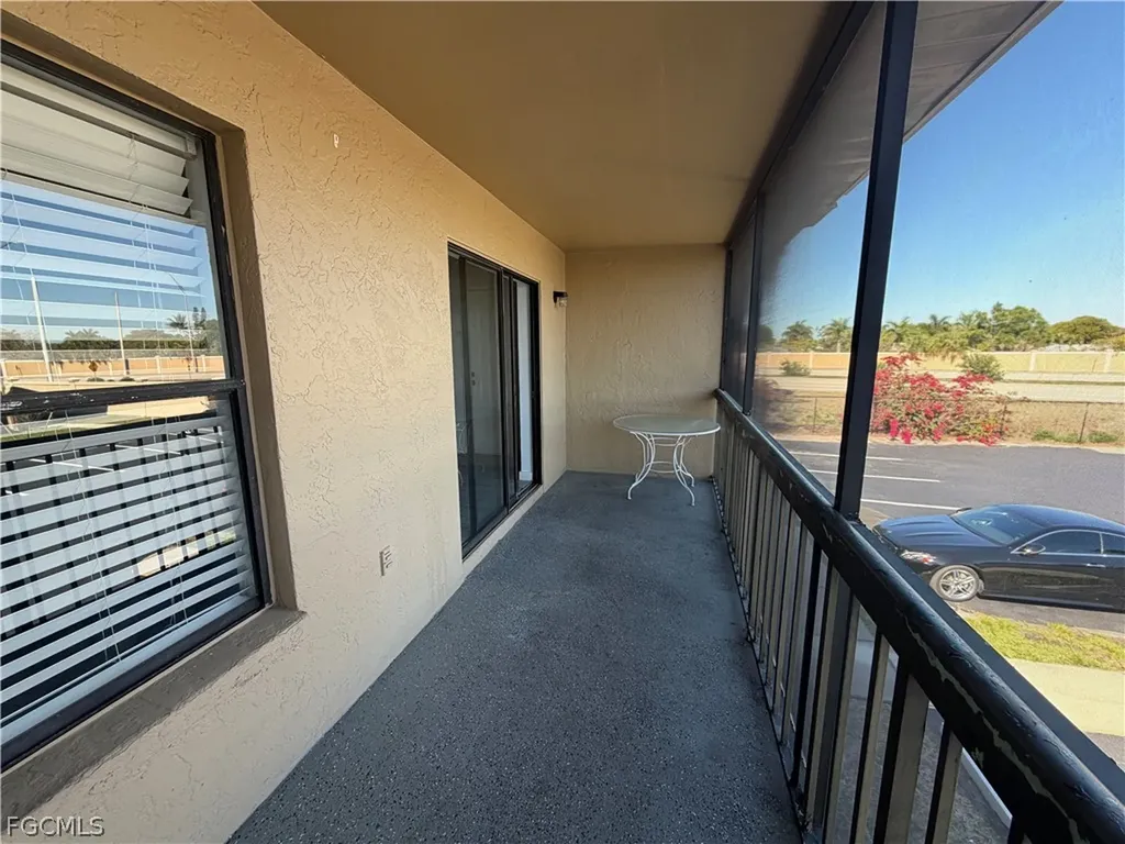 5329 Summerlin Road Fort Myers FL 33919