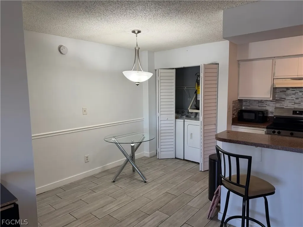 5329 Summerlin Road Fort Myers FL 33919