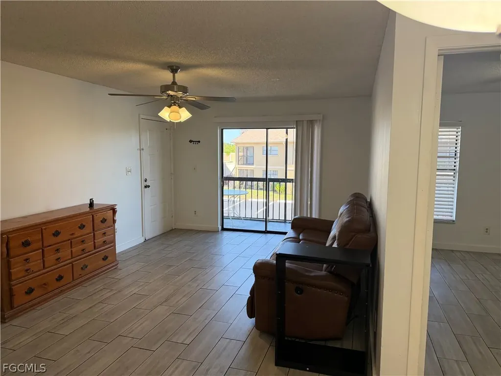 5329 Summerlin Road Fort Myers FL 33919