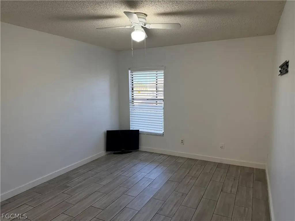 5329 Summerlin Road Fort Myers FL 33919