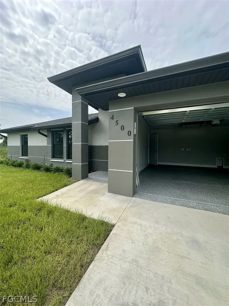 4500 E 5th Street Lehigh Acres FL 33972