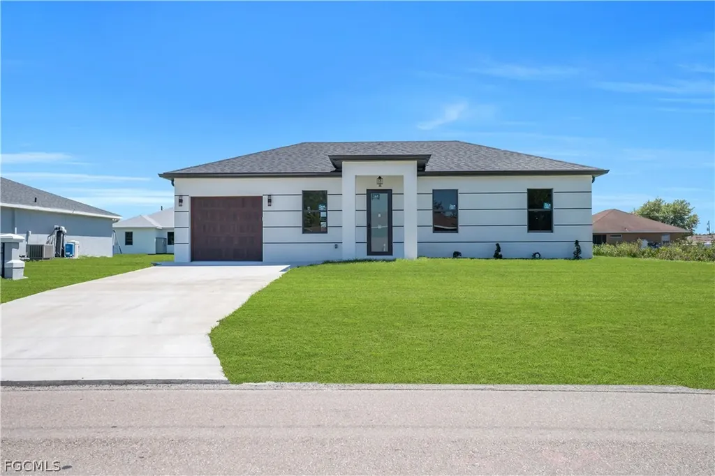 2715 59th Street W Lehigh Acres FL 33971