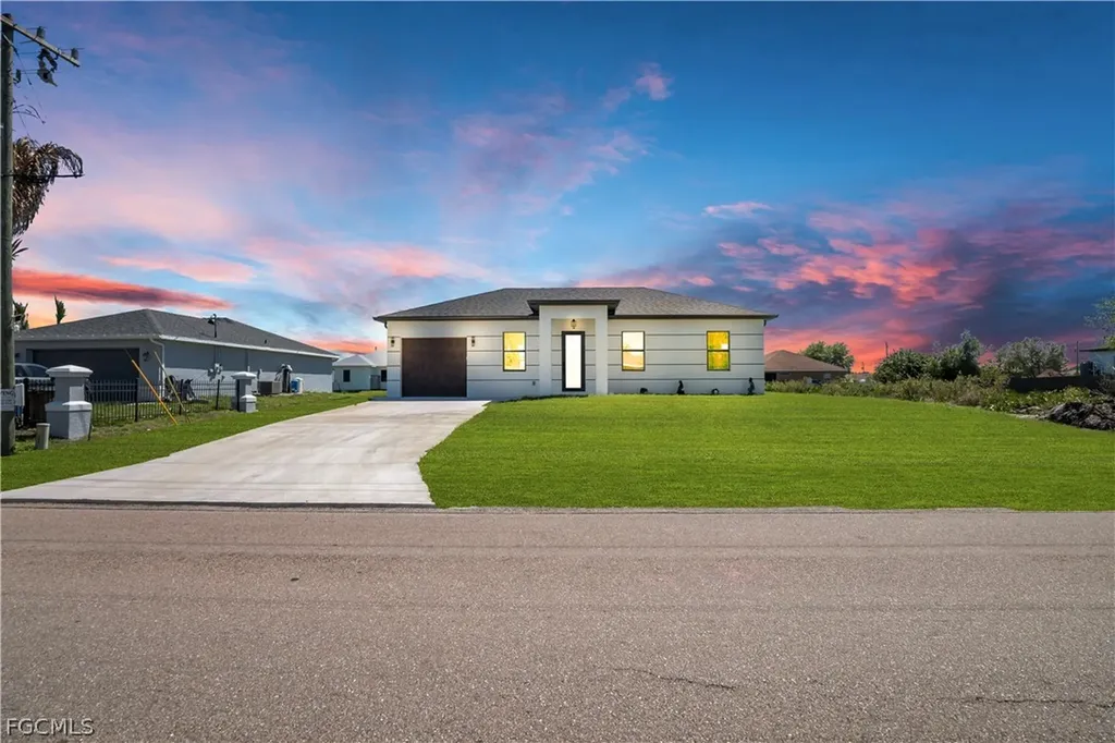 2715 59th Street W Lehigh Acres FL 33971