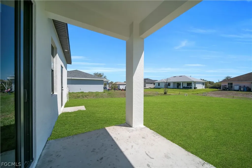 2715 59th Street W Lehigh Acres FL 33971