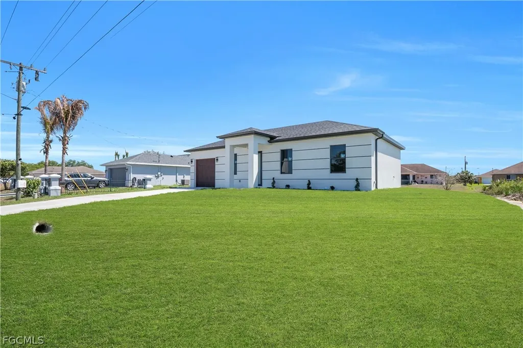 2715 59th Street W Lehigh Acres FL 33971