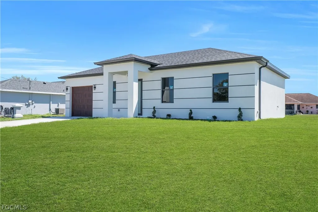2715 59th Street W Lehigh Acres FL 33971