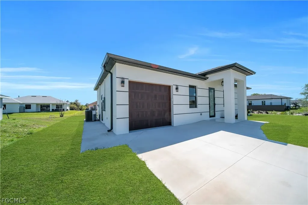 2715 59th Street W Lehigh Acres FL 33971