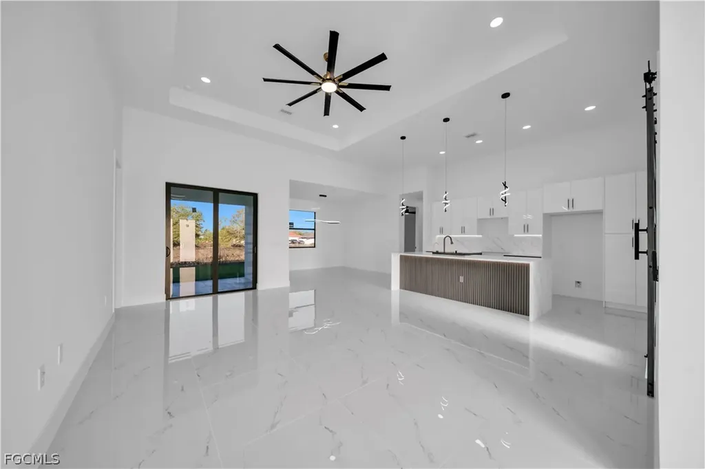 4623 Elaine Avenue N Lehigh Acres FL 33971