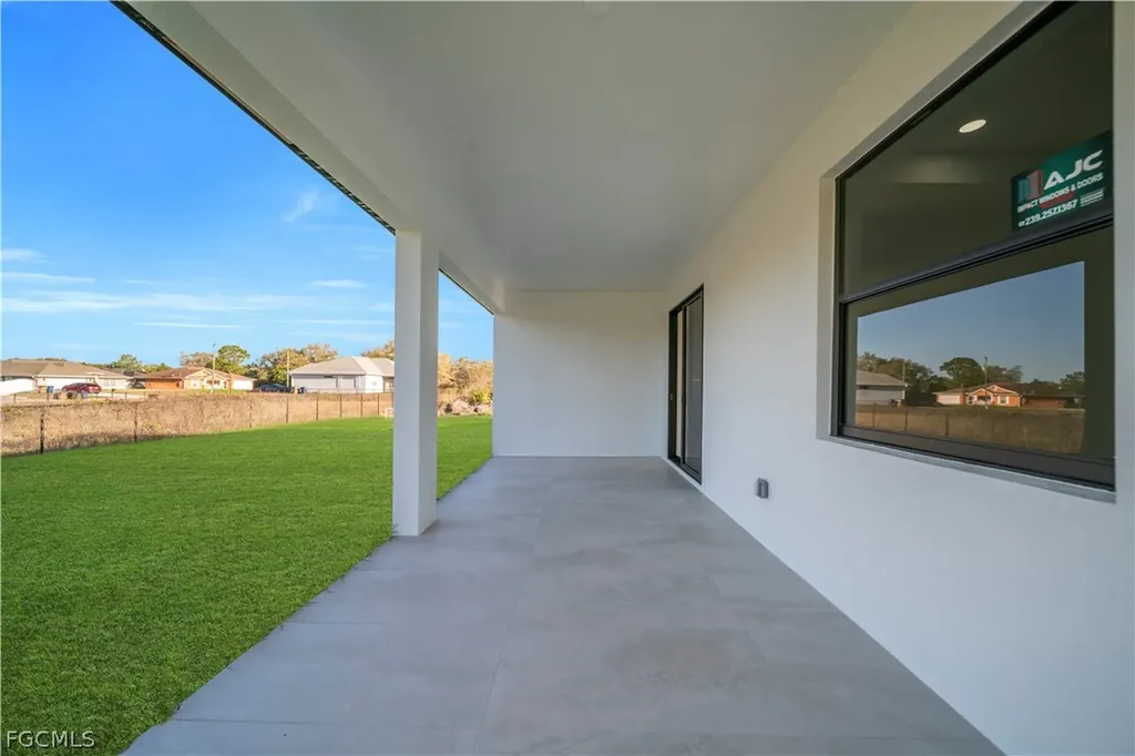 4623 Elaine Avenue N Lehigh Acres FL 33971