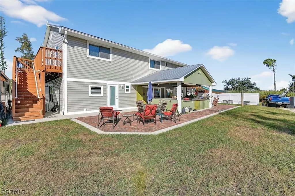 11870 Pompano Avenue Cape Coral FL 33991