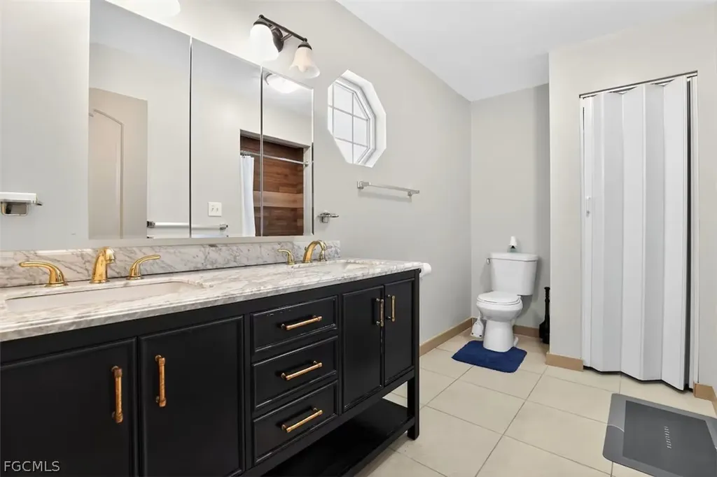 11870 Pompano Avenue Cape Coral FL 33991
