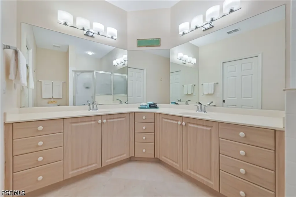14550 Glen Cove Drive Fort Myers FL 33919