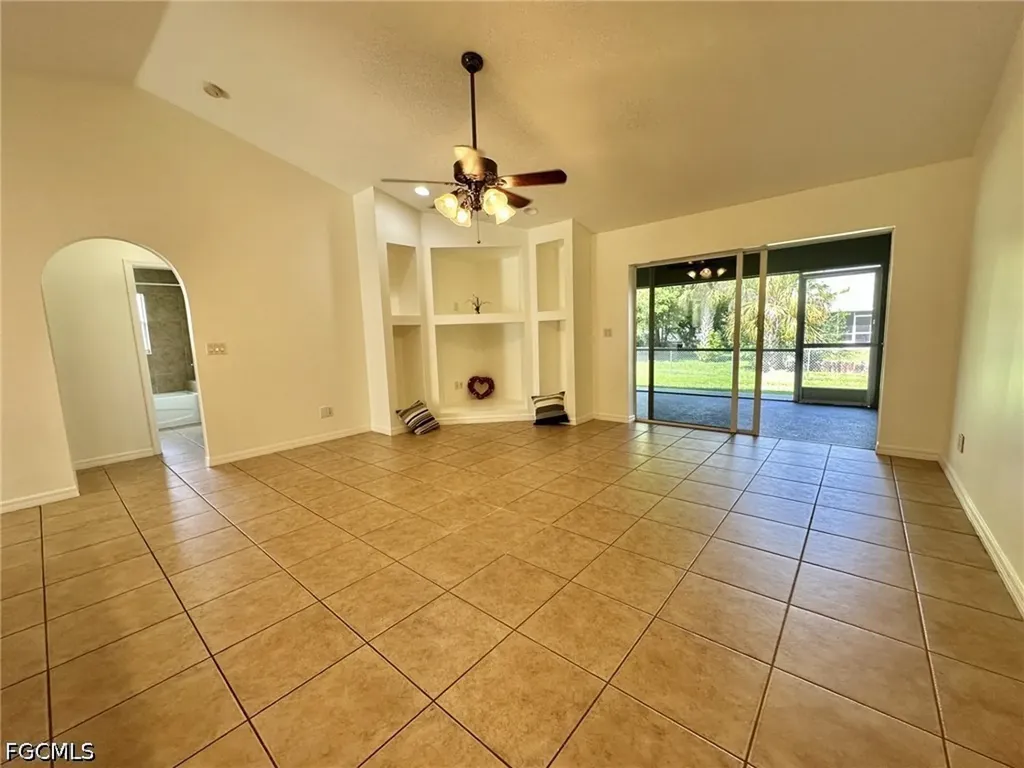 4317 SW Santa Barbara Place Cape Coral FL 33914