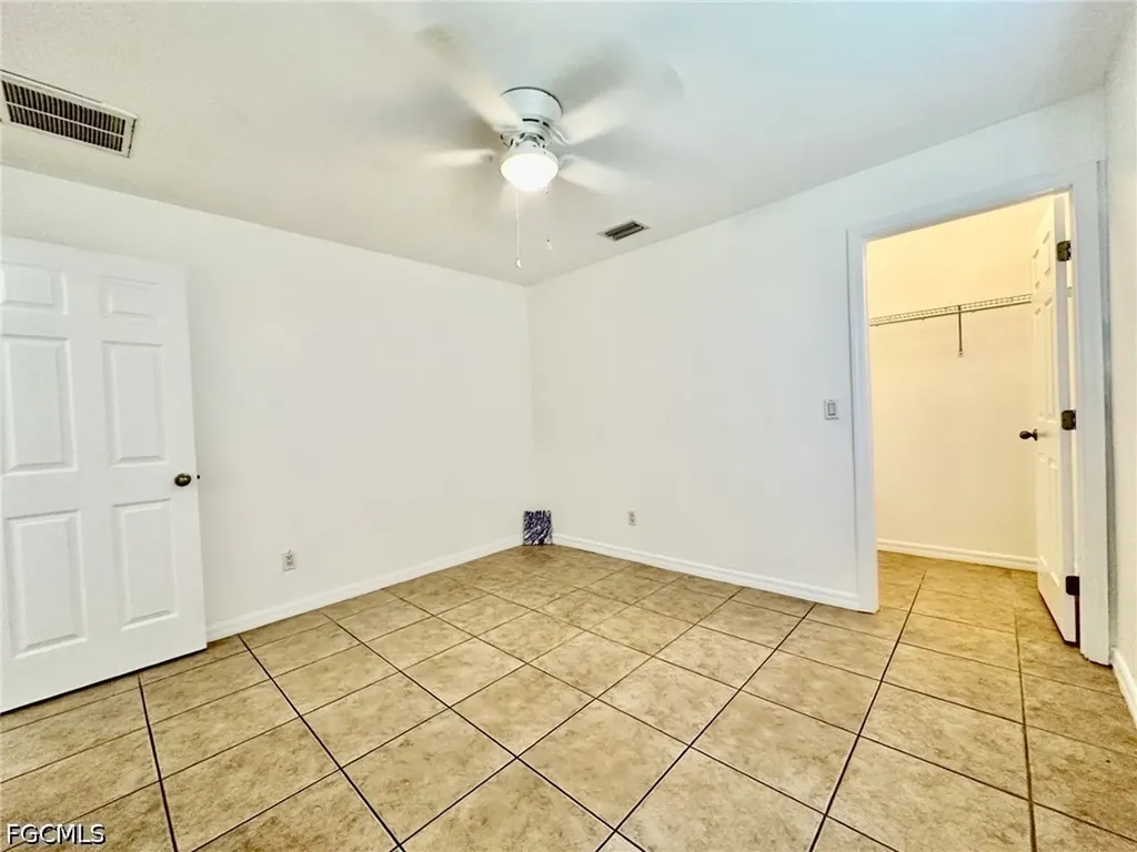 4317 SW Santa Barbara Place Cape Coral FL 33914