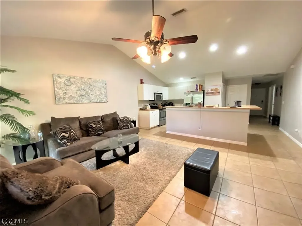 4317 SW Santa Barbara Place Cape Coral FL 33914