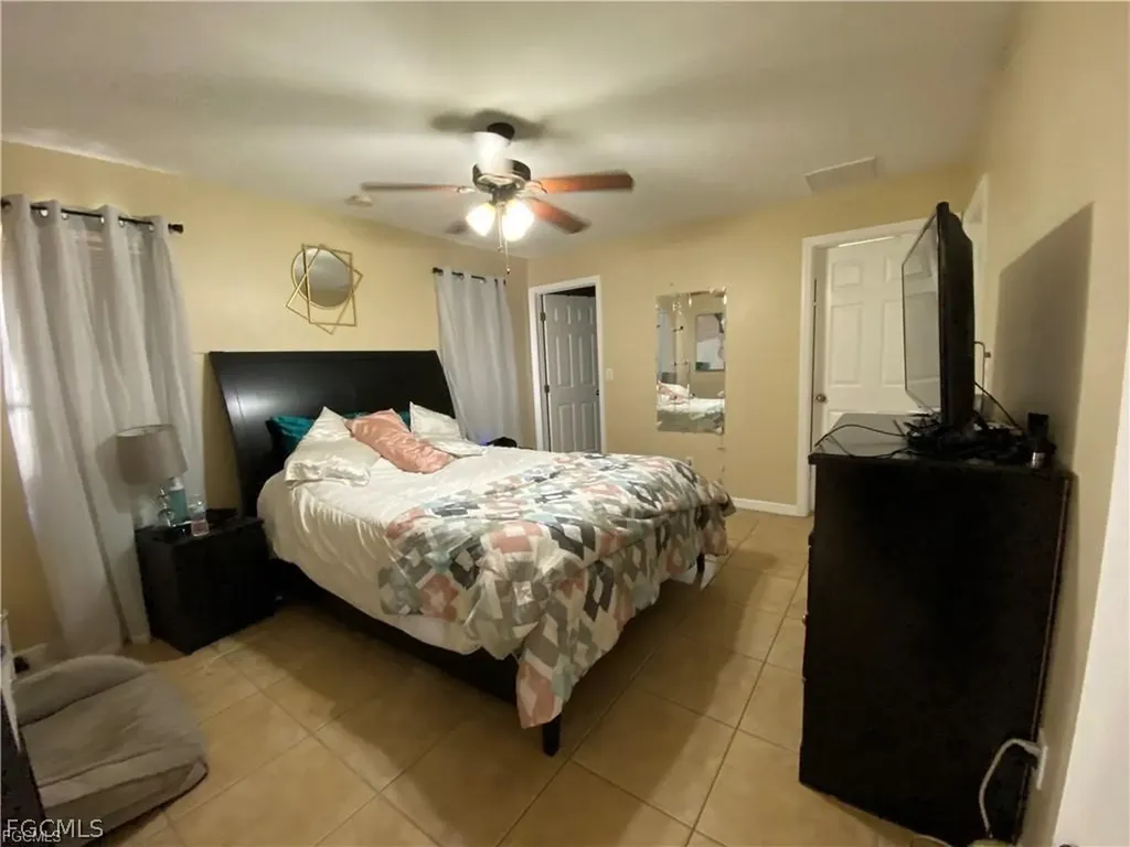 4317 SW Santa Barbara Place Cape Coral FL 33914