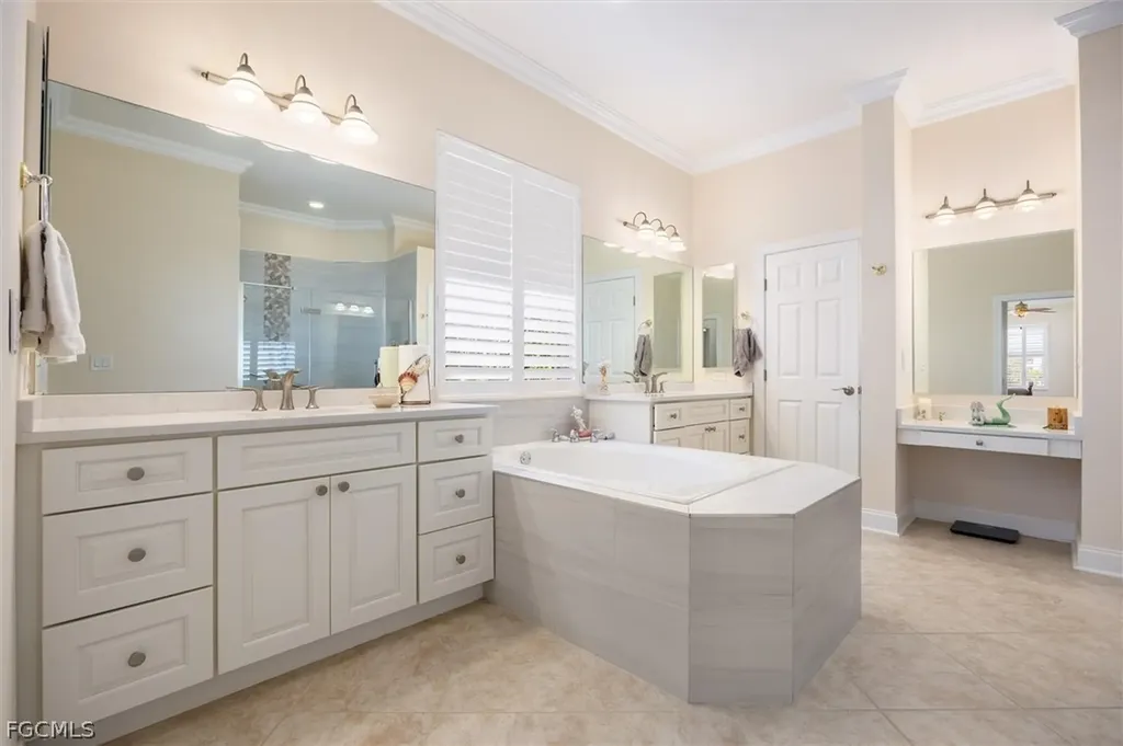 11015 Sea Tropic Lane Fort Myers FL 33908