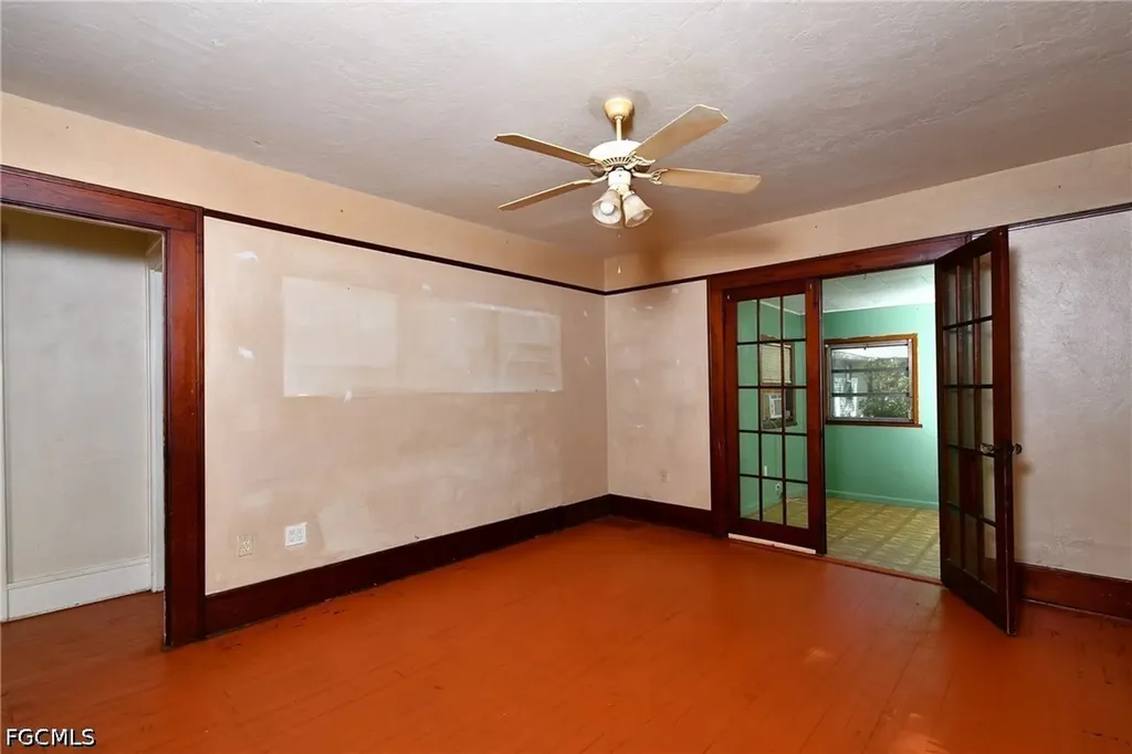 3381 Edgewood Avenue Fort Myers FL 33916