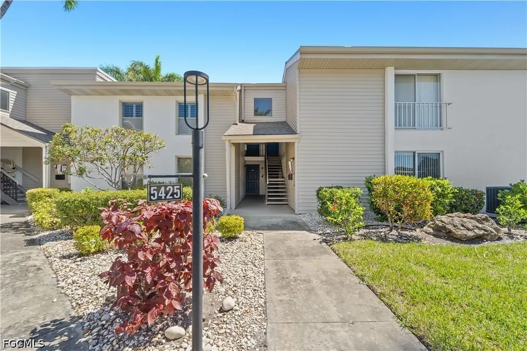 5421 Peppertree Drive Fort Myers FL 33908