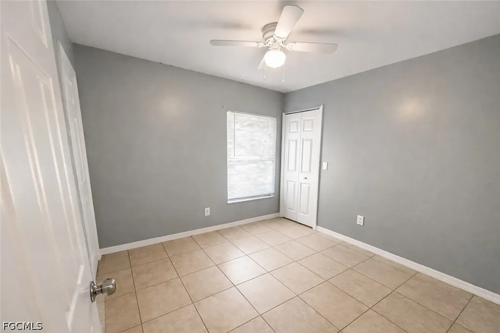 609/611 Hawthorne Avenue S Lehigh Acres FL 33974