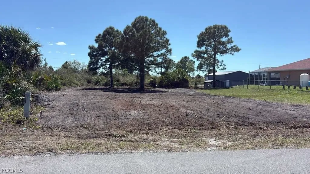 2915 68th Street W Lehigh Acres FL 33971