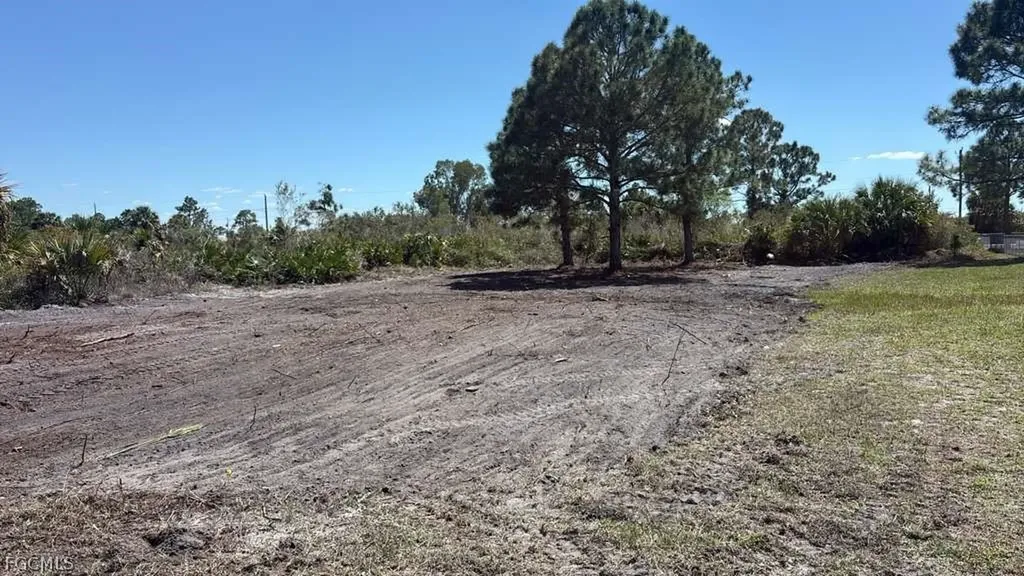 2915 68th Street W Lehigh Acres FL 33971