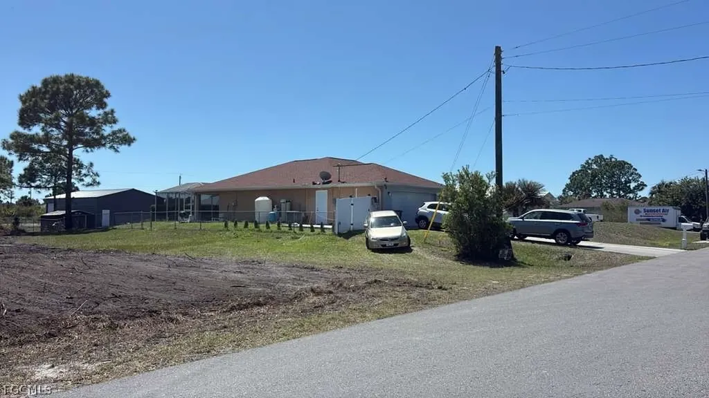 2915 68th Street W Lehigh Acres FL 33971