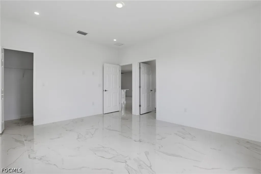 4109 17th Street SW Lehigh Acres FL 33976