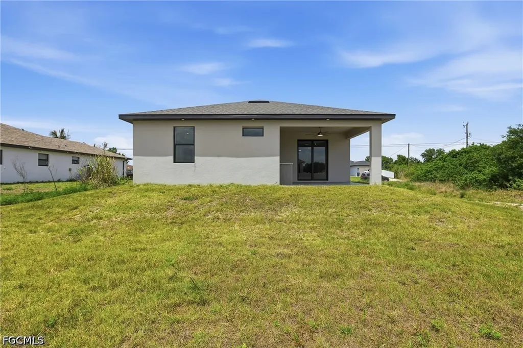 4109 17th Street SW Lehigh Acres FL 33976