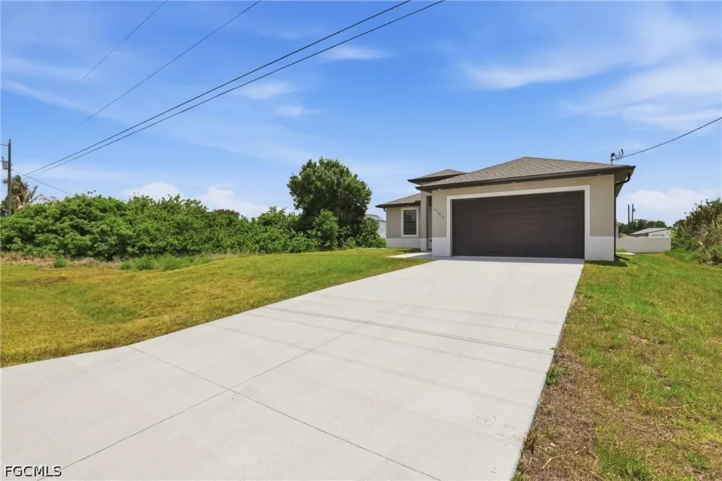 4109 17th Street SW Lehigh Acres FL 33976