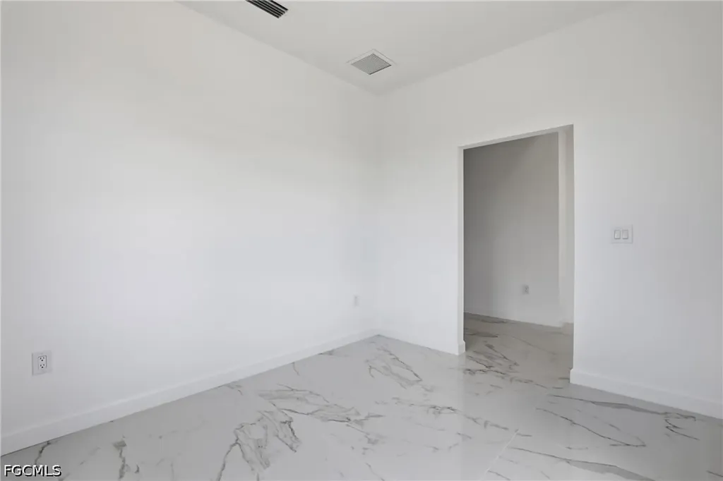 4109 17th Street SW Lehigh Acres FL 33976