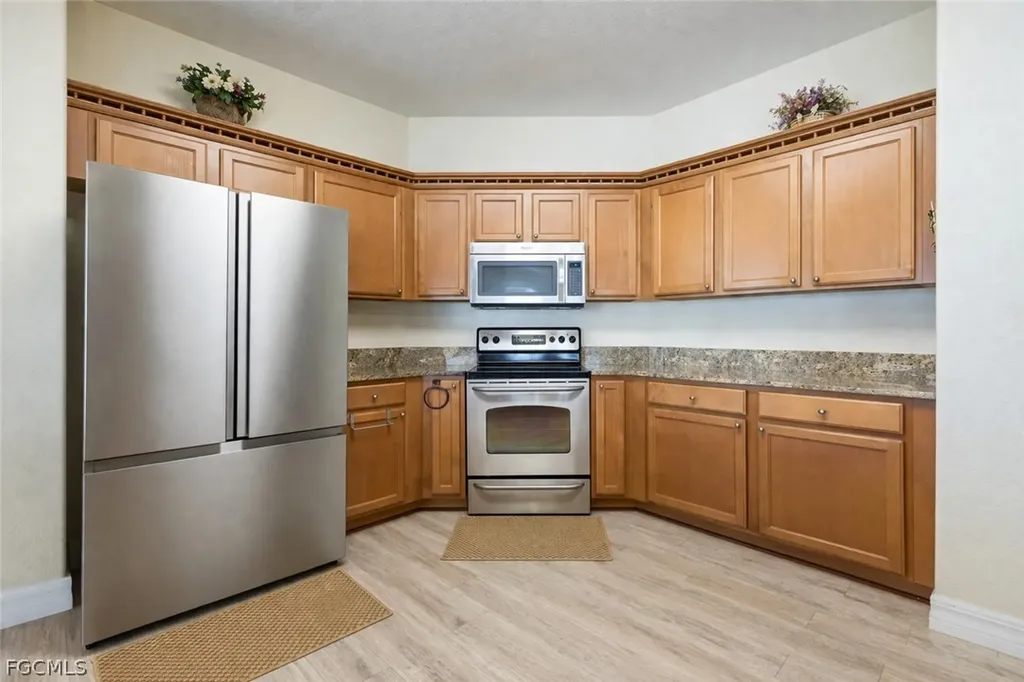 2415 NE 22nd Avenue Cape Coral FL 33909
