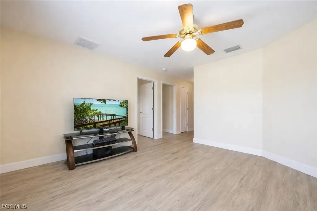 2415 NE 22nd Avenue Cape Coral FL 33909