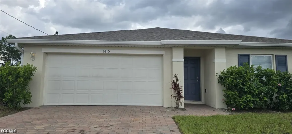 3615 6th Street SW Lehigh Acres FL 33976