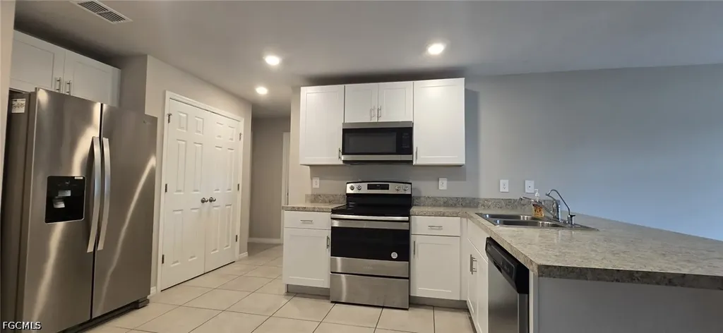 3615 6th Street SW Lehigh Acres FL 33976