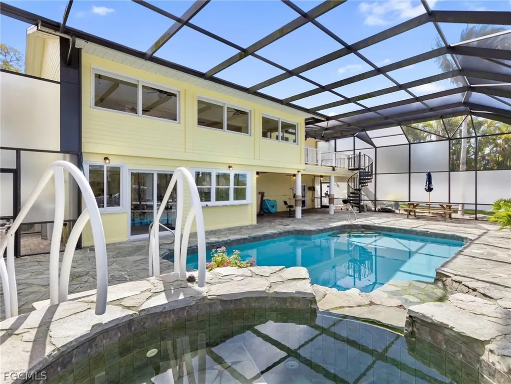 18484 Deep Passage Lane Fort Myers Beach FL 33931