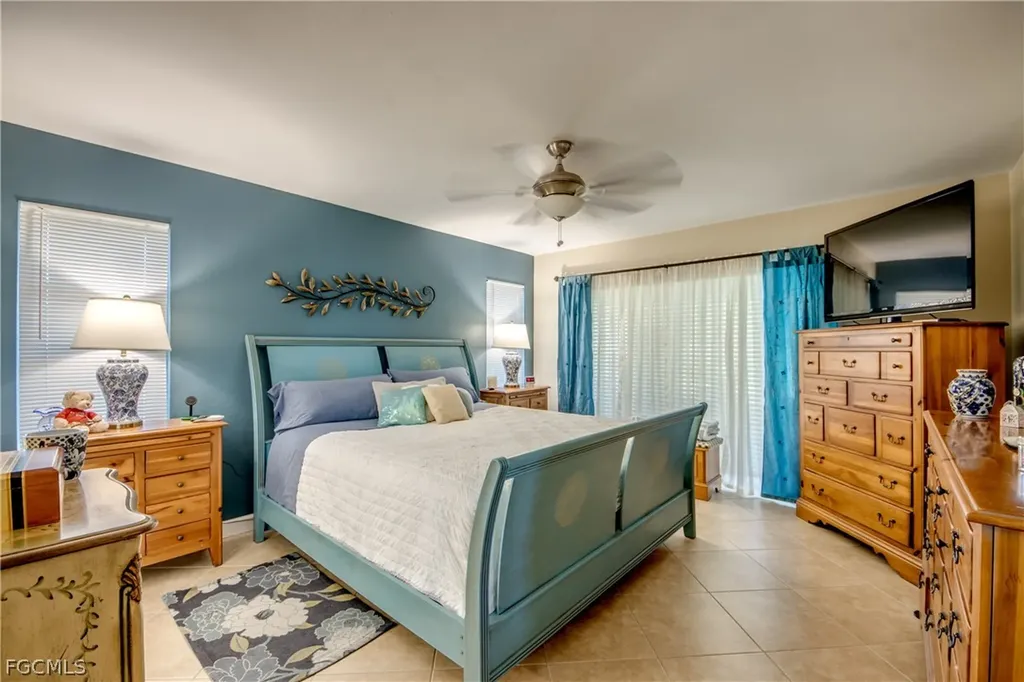 521 SW 52nd Street Cape Coral FL 33914