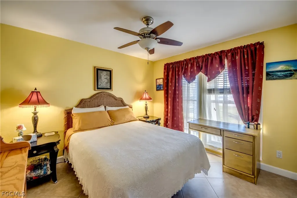 521 SW 52nd Street Cape Coral FL 33914