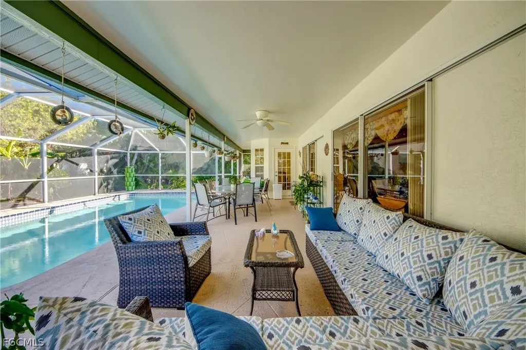 521 SW 52nd Street Cape Coral FL 33914