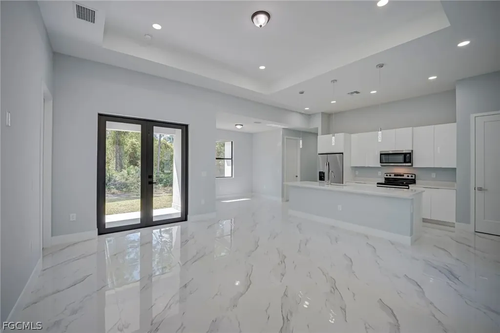 872 Spaulding Street E Lehigh Acres FL 33974