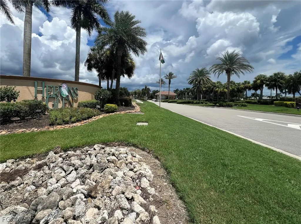 2170 Embarcadero Way North Fort Myers FL 33917