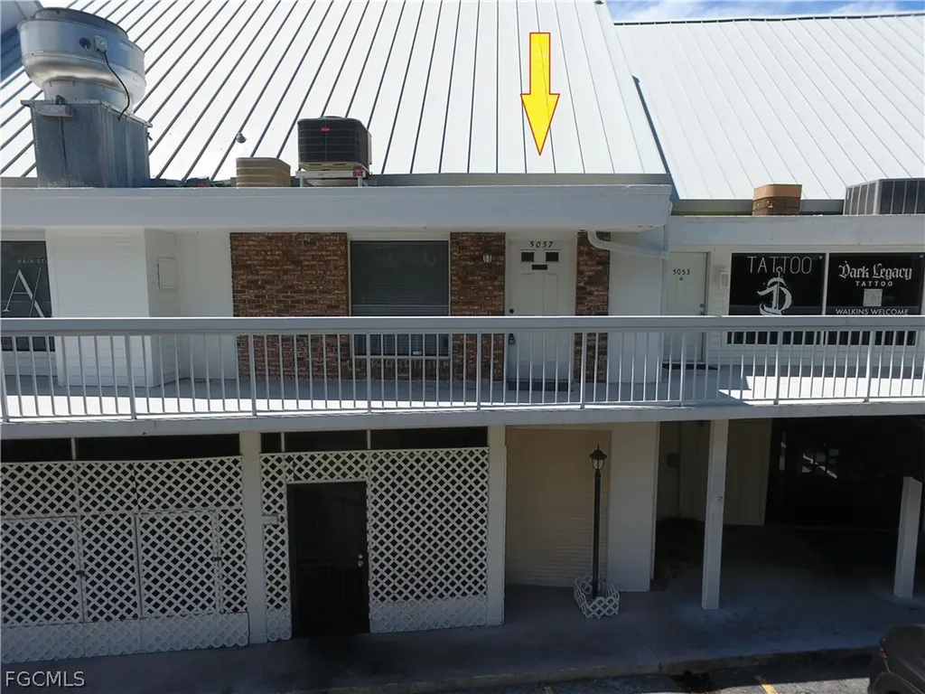 5057 Tamiami Trail E Naples FL 34113