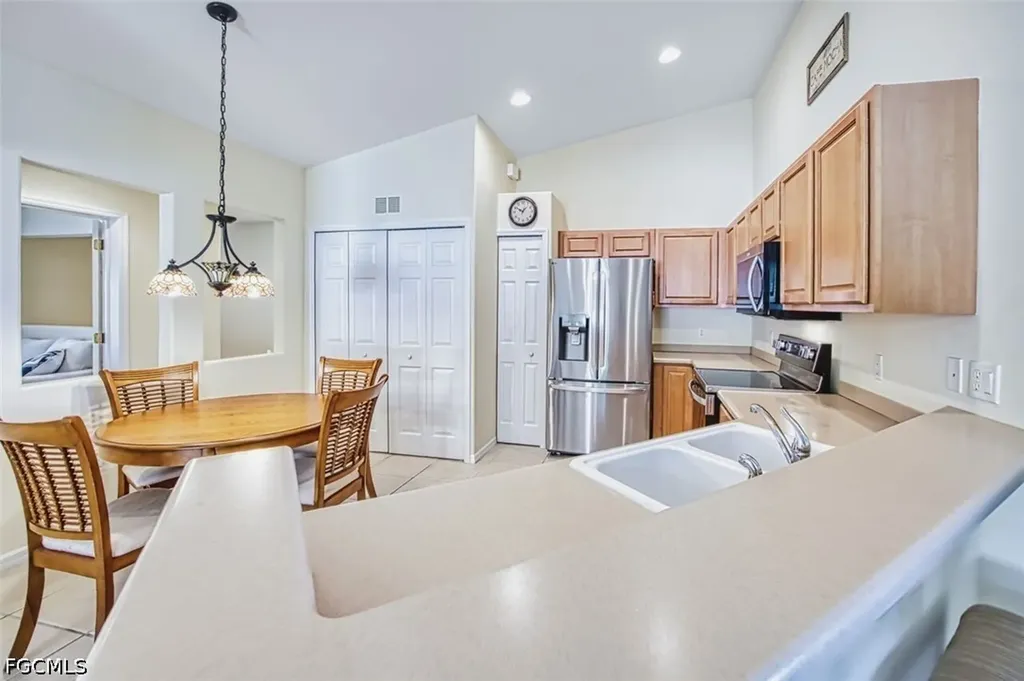 10135 Colonial Country Club Boulevard Fort Myers FL 33913