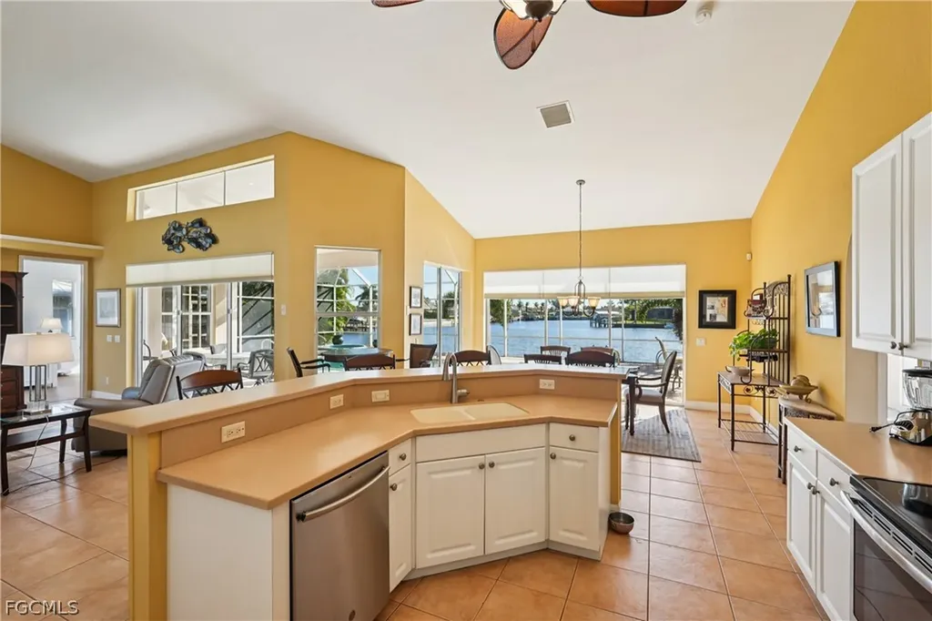 1019 NW 42nd Place Cape Coral FL 33993