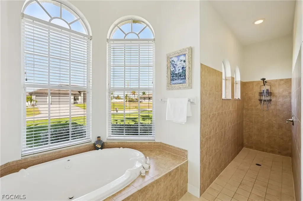 1019 NW 42nd Place Cape Coral FL 33993