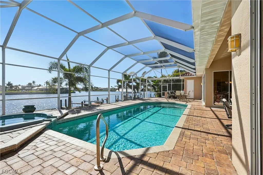 1019 NW 42nd Place Cape Coral FL 33993