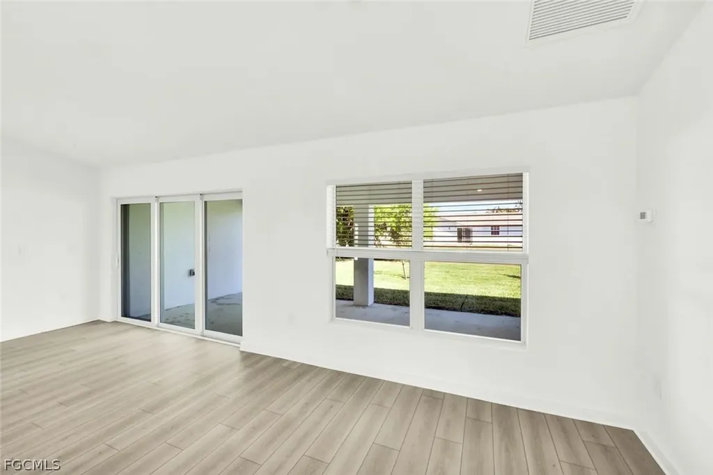 1205 NE 12th Street Cape Coral FL 33909